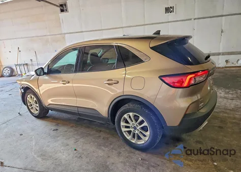 2020 Ford Escape Se z USA, uszkodzony, nr VIN 1FMCU9G65LUC74495